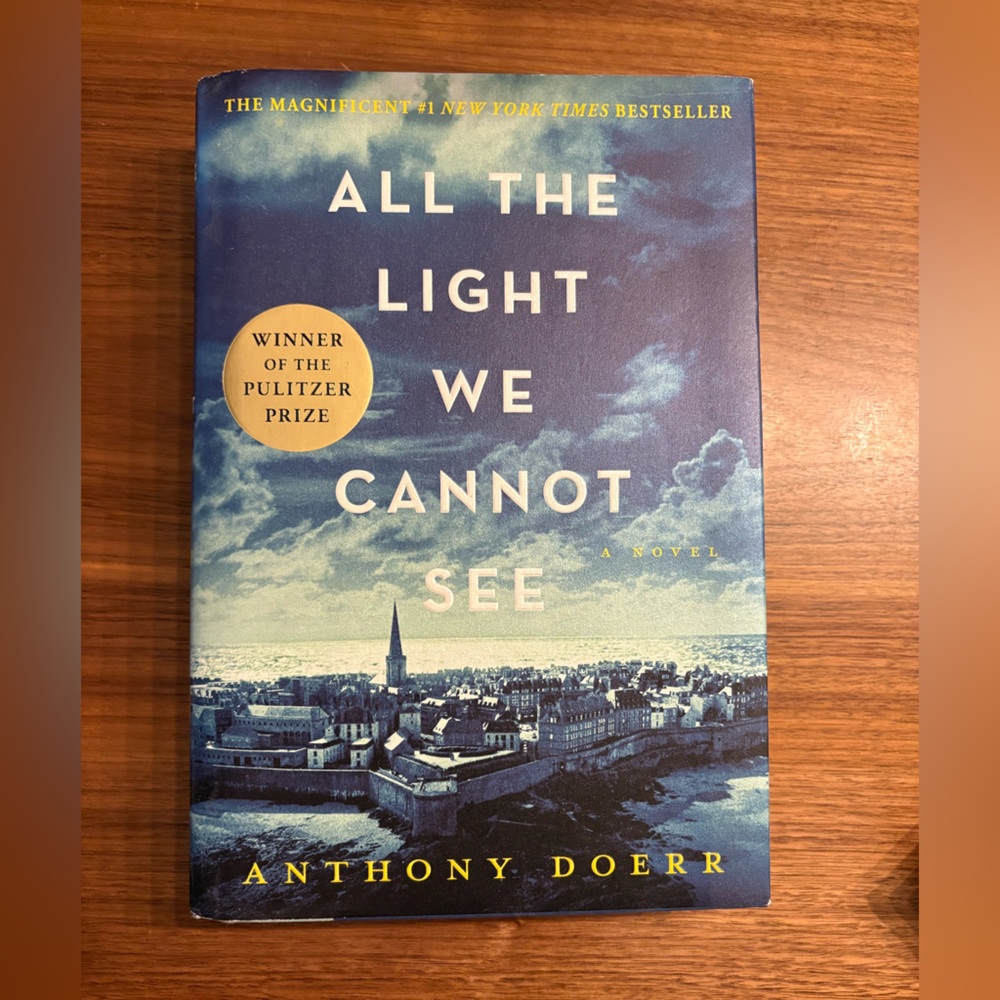 All the Light We Cannot See by Anthony Doerr - booktok bundle